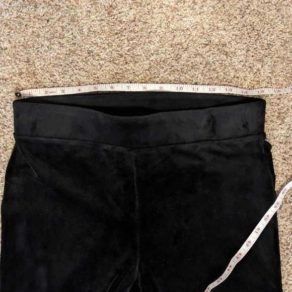 Express Black Velvet Leggings - Picture 3 of 5